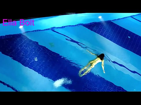 ❤️ എനിക്ക് കാണുന്നത് നിർത്താൻ കഴിയില്ല, ELLA BOLT റിസോർട്ട് പൂളിൽ നഗ്നയായി നീന്തുന്ന യുവ സുന്ദരിയെ പിടികൂടി ❤❌ അനൽ അശ്ലീലം അശ്ലീലത്തിൽ ml.hentaibar-com.ru ❌️